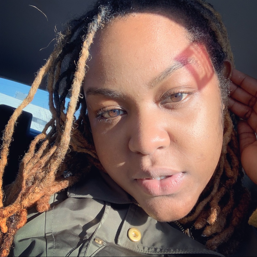 Meet your Posher, Jenice